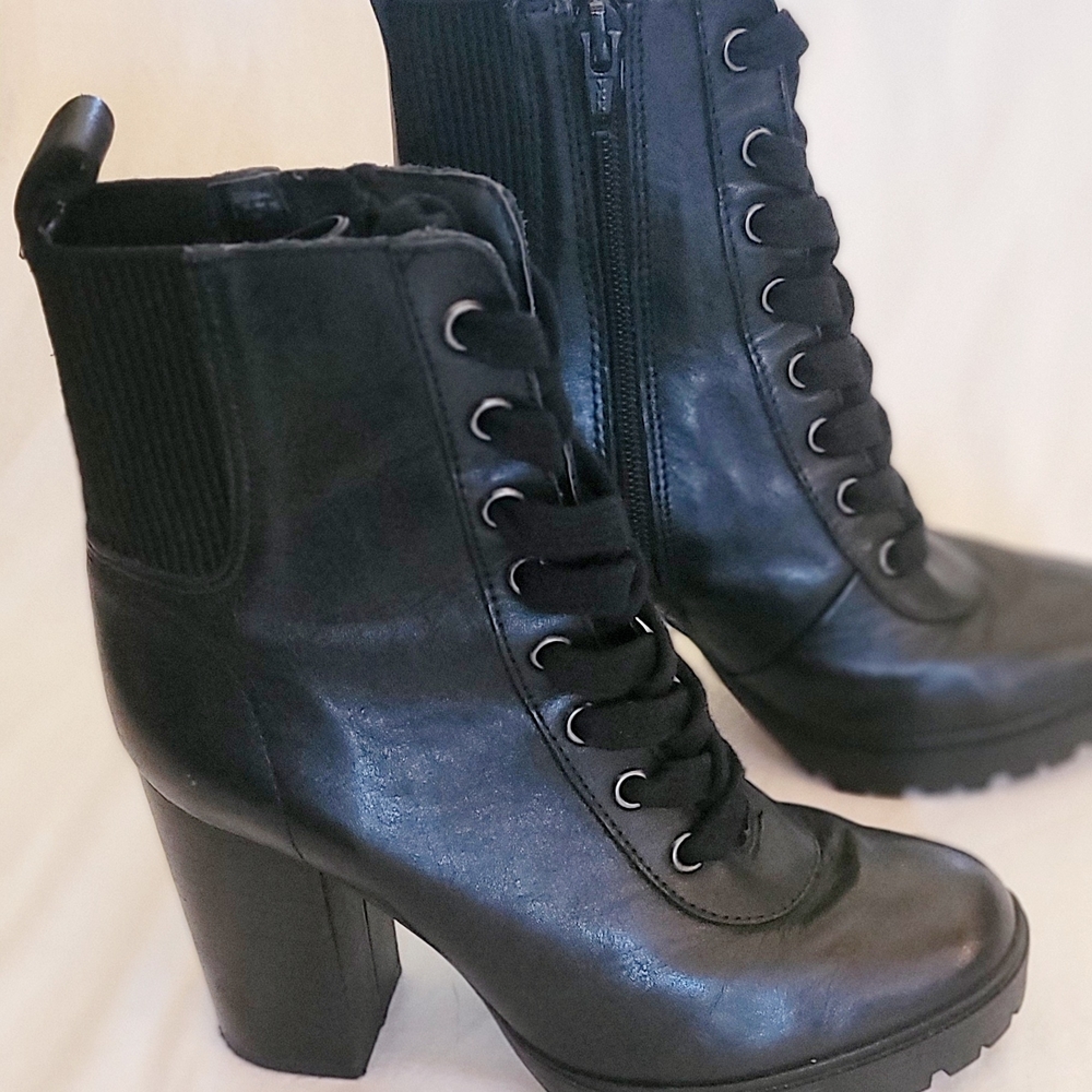 Steve Madden Leather Black Lace-Up Chunky Heel Platform Boot Size 5 1/2